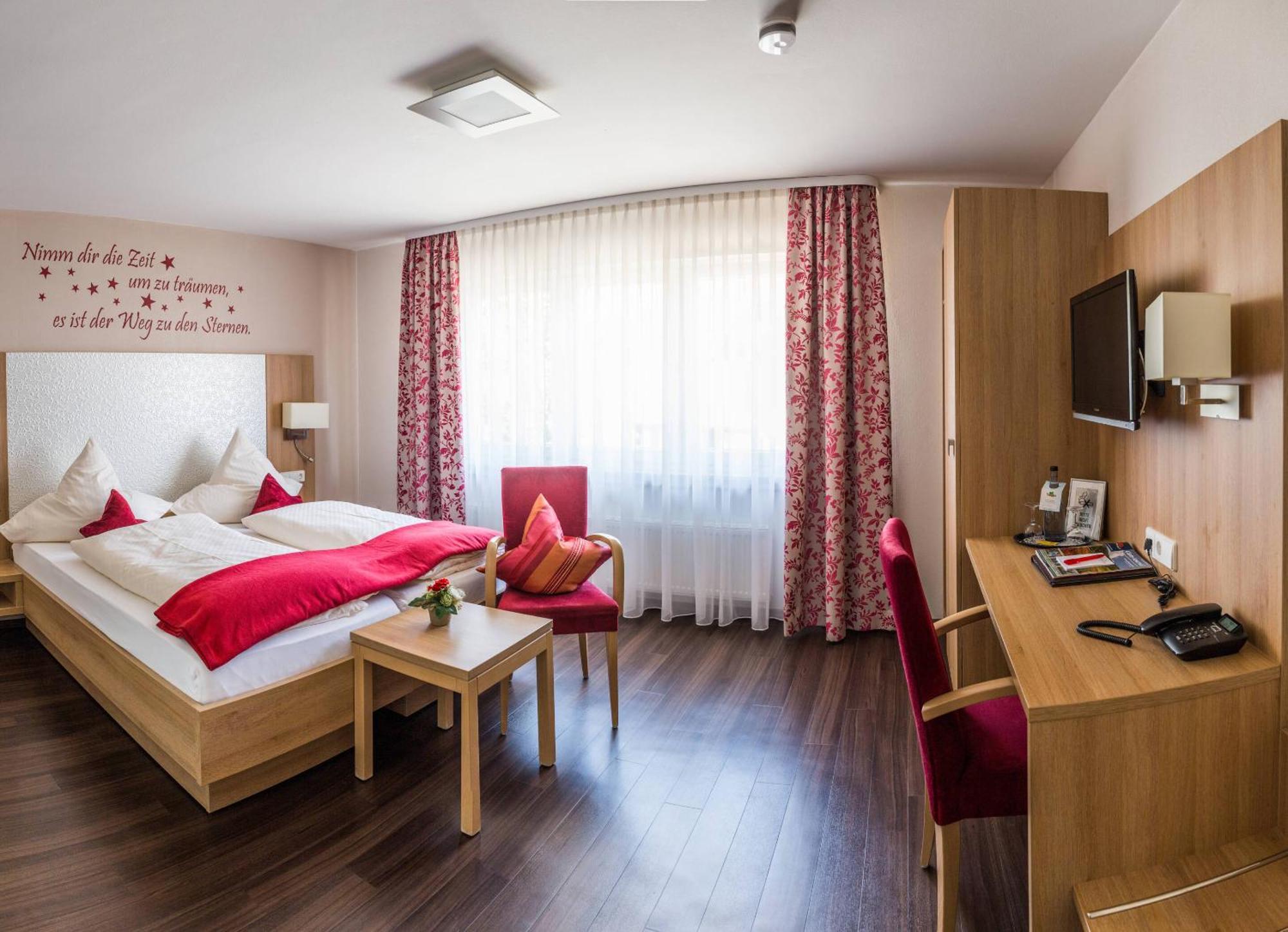 Landgasthaus Zur Linde, Neusatz Bühl Chambre photo