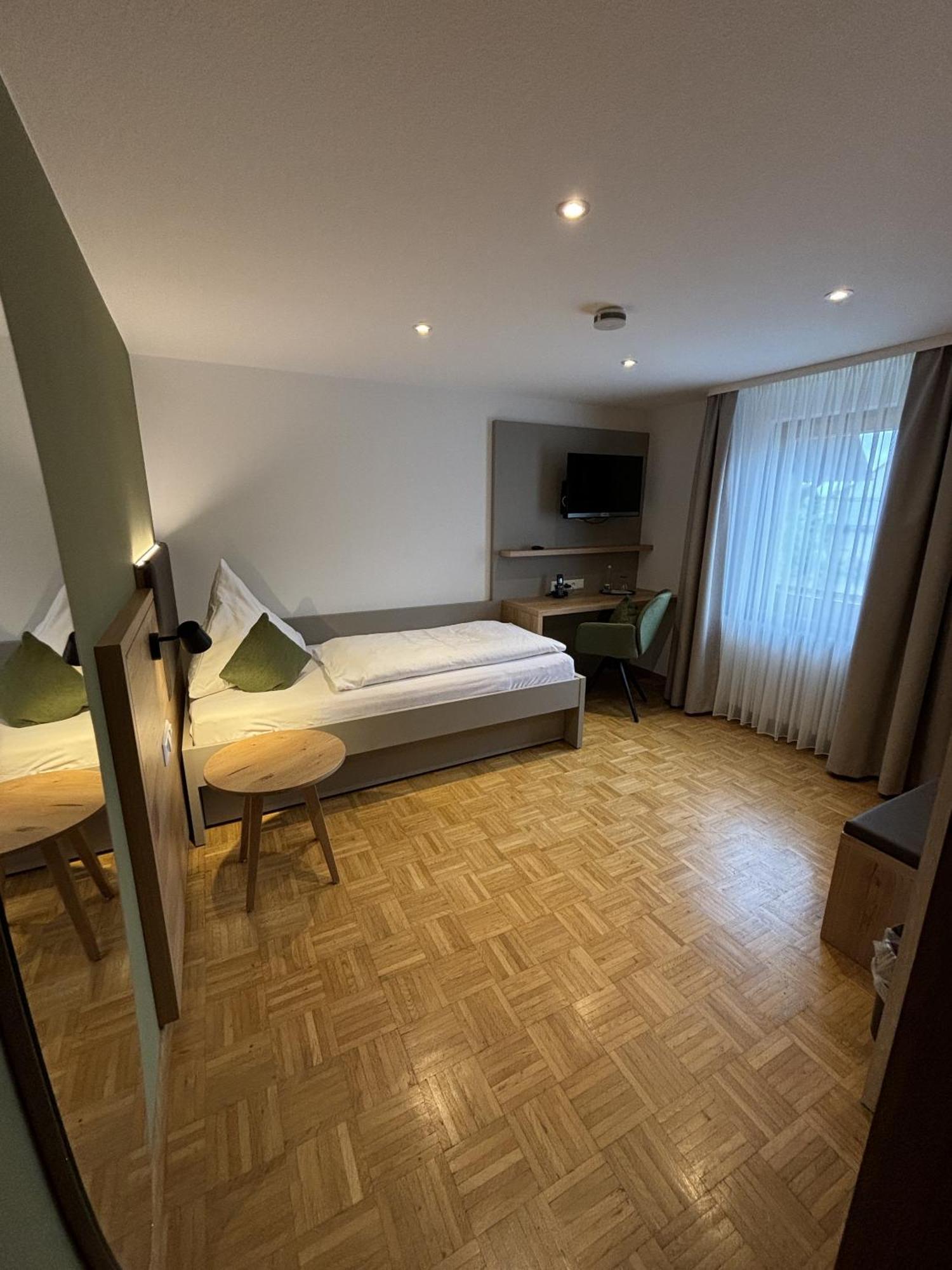 Landgasthaus Zur Linde, Neusatz Bühl Chambre photo